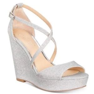NEW Jewel Badgley Mischka Wedge Heel Sandals Platform Silver Size 10M